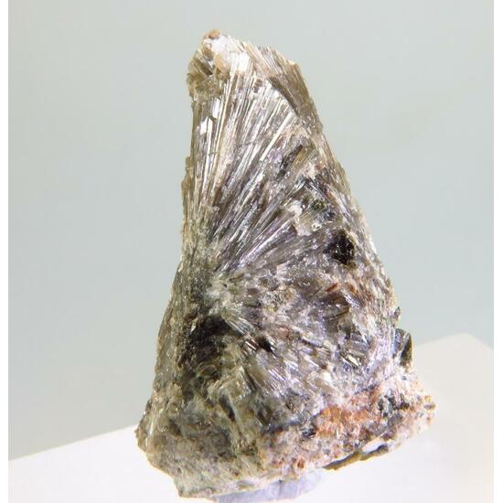 Fluorvesuvianite