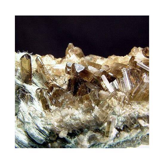 Clinozoisite