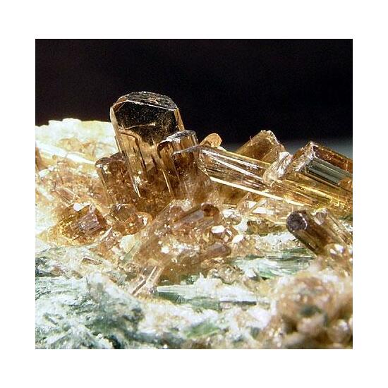 Clinozoisite