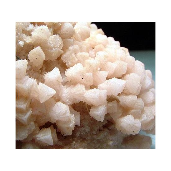 Manganoan Calcite