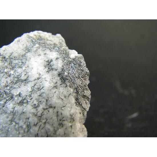 Moëloite